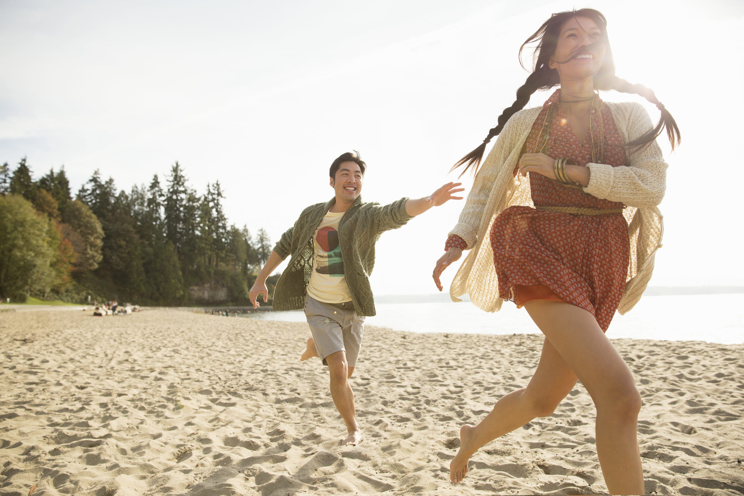 Couple having fun on their budget honeymoon